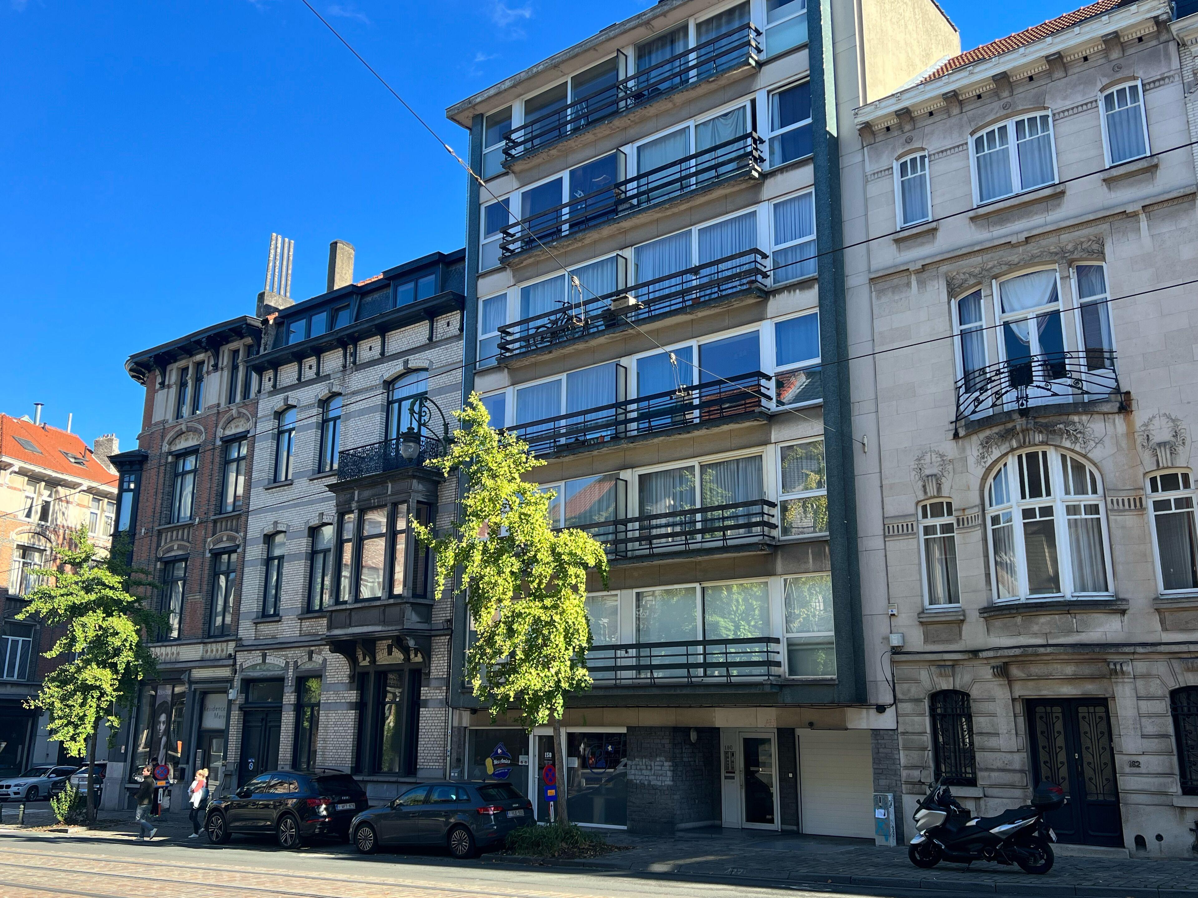 Flat Moliere — Photos 1